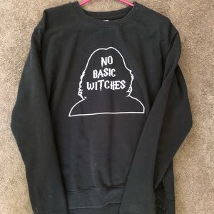 Harry Potter Sweatshirt “No Basic Witches” - M